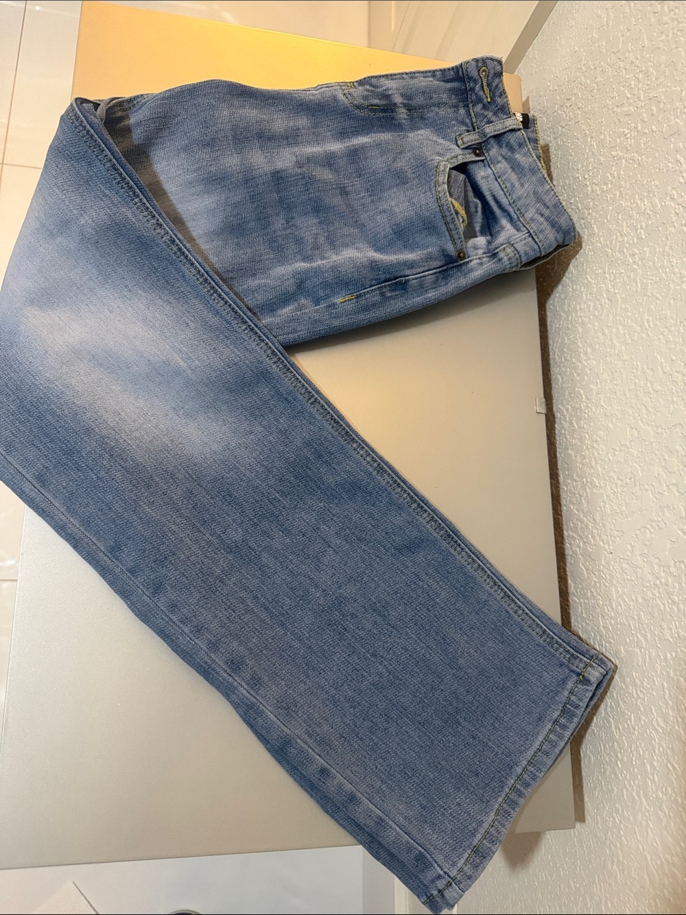 Fashion Nova Women's Light Blue Straight Leg Jeans